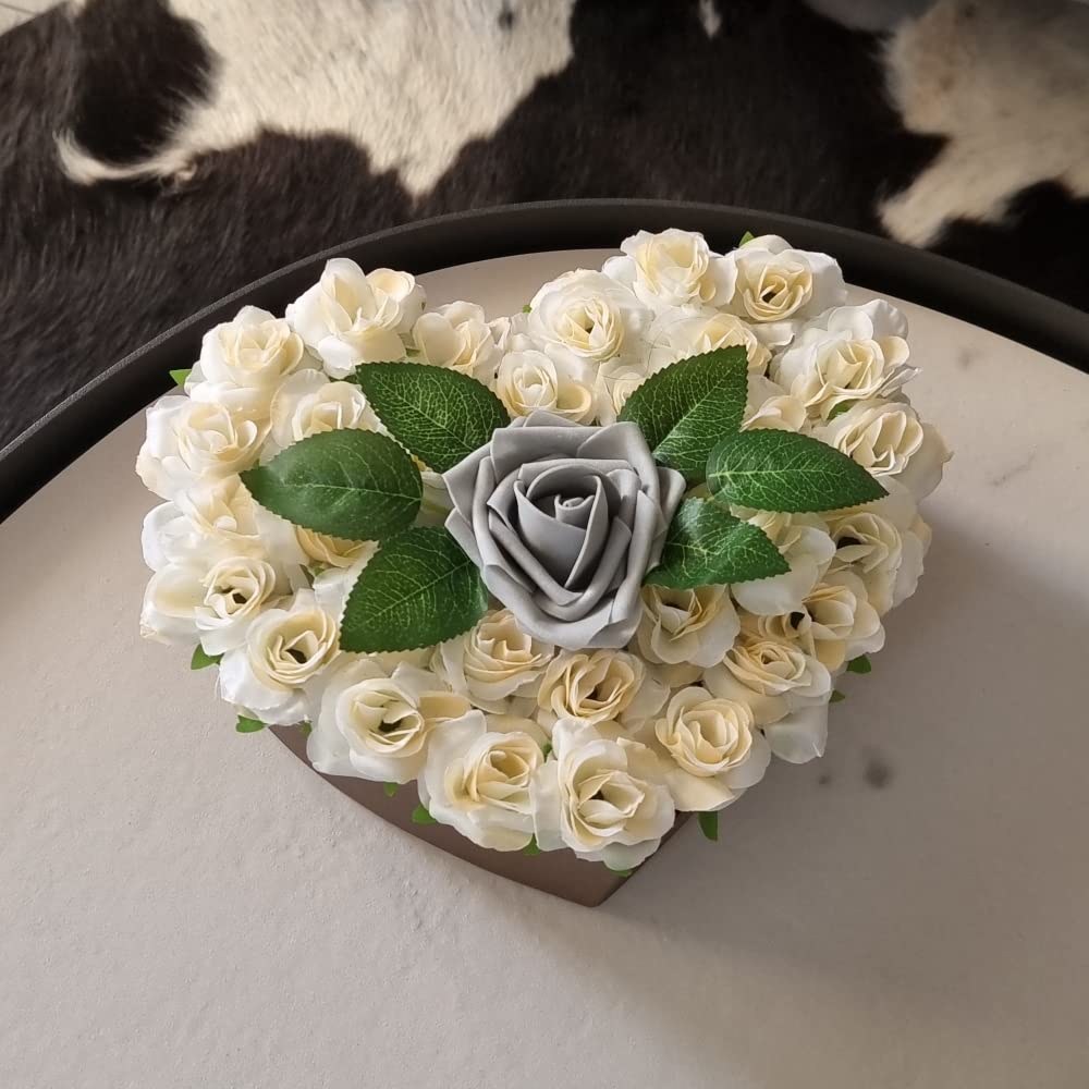 Kesoto 50pcs Red Roses Buds Artificial Flowers Bulk