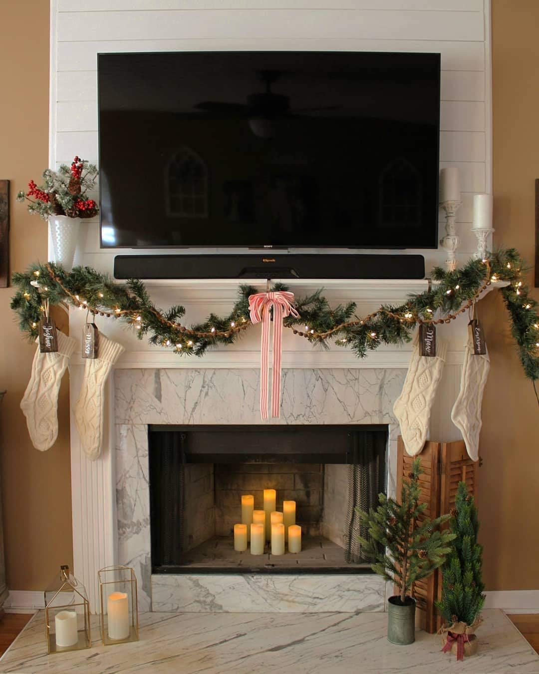 Fesciory 4 Pack 18 Inch Ivory Cable Knit Christmas Stockings